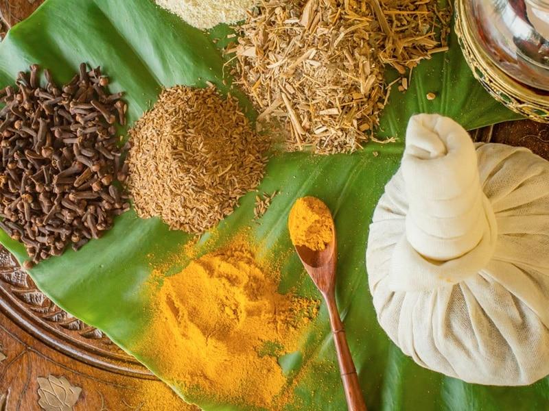 formation-kizhi-pochon-5 formation massage ayurvédique kizhi aux pochons chauds